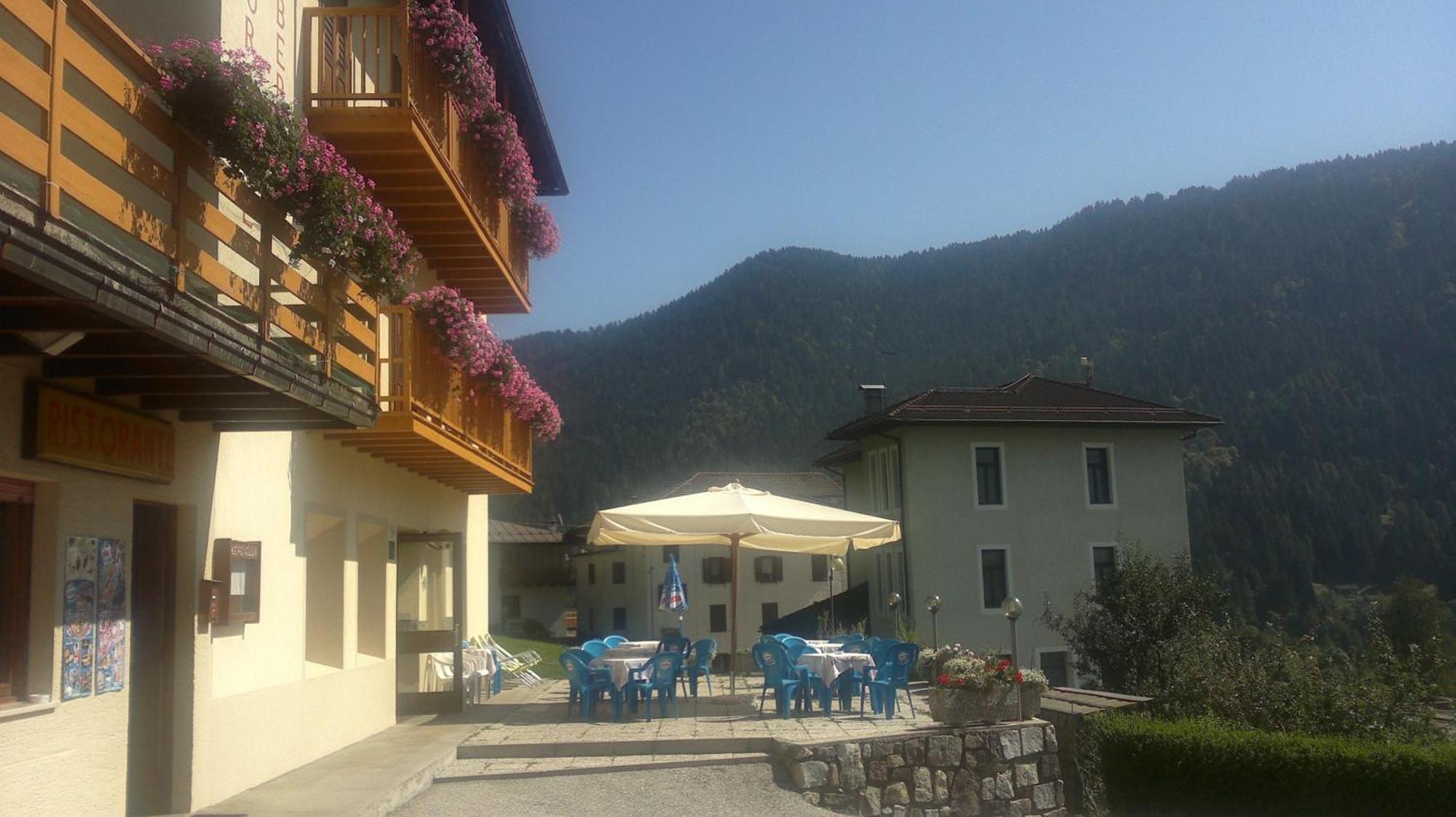 Hotel Serenella Canal San Bovo Exterior photo